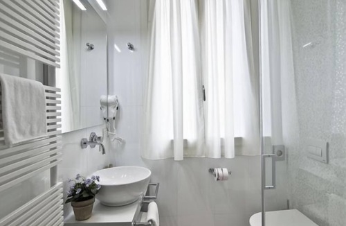 Mestre House | Chiara Lodge