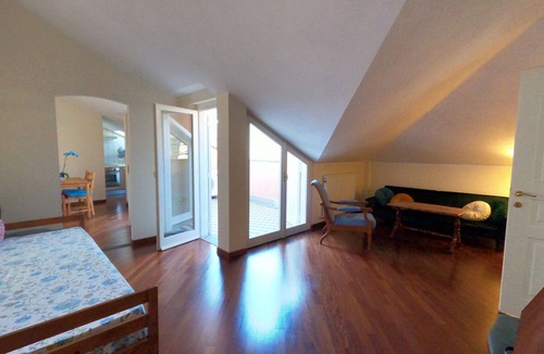 Rezza Apartment | Chiavari apartment with reserved parking space in a residential context