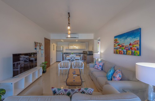El Gouna Apartment | Chic 2 BR poolside Apartment @G-crib El Gouna