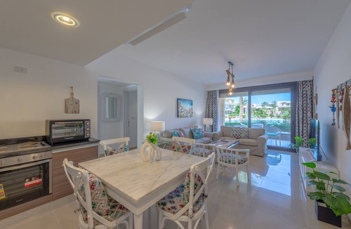 El Gouna Apartment | Chic 2 BR poolside Apartment @G-crib El Gouna