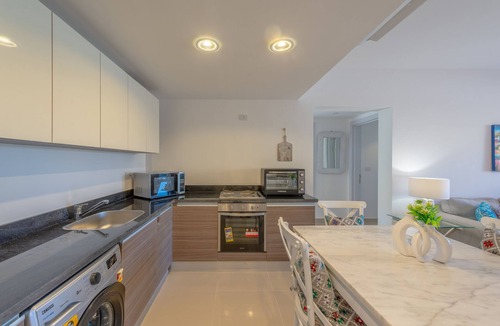 El Gouna Apartment | Chic 2 BR poolside Apartment @G-crib El Gouna