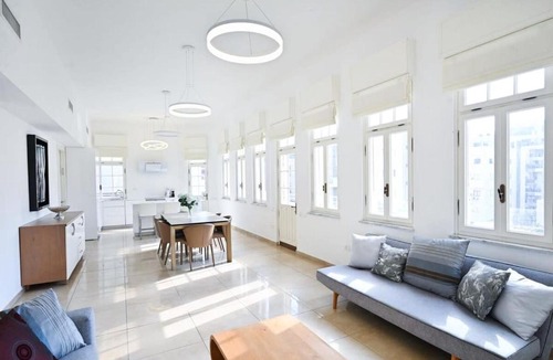 Tel Aviv Promenade Apartment | Chic 2BR Apartment close to the beach by HolyGuest