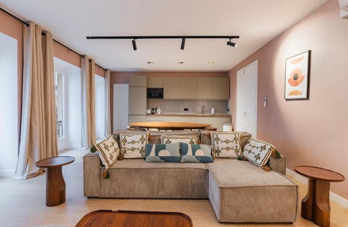 Saint-Merri Apartment | Chic 3-room air-conditioned apartment in the heart of the Marais