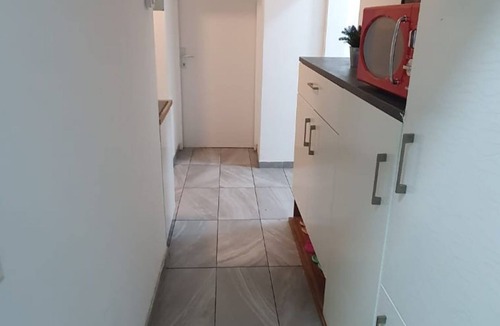 Simmering Apartment | Chic and Comfortable 1-Bedroom Stay in Vienna