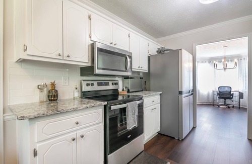 Clarkdale House | Chic and comfortable…ATL Family Friendly