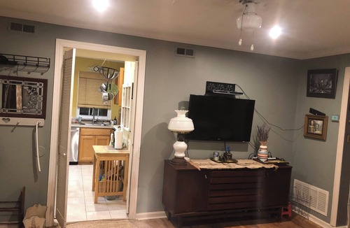 Cherry Hill Condo | Chic and cozy 1-bedroom condo with great view in welcoming Cherry Hill
