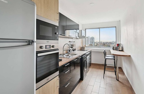 Colombes Apartment | Chic and spacious apart with parking