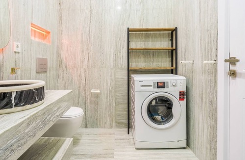 Beyoglu Apartment | Chic and Spacious Flat Near Golden Horn in Beyoglu