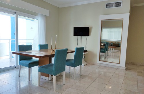 El Cortecito House | Chic Beachfront Apartment - Private Beach Access