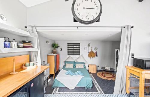 Le Pradet House | Chic Cabin - Terrace with sea view, beaches