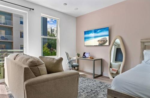 Channel District Apartment | Chic Channelside Studio | Perfect Gate Away!