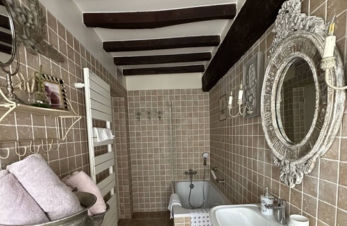 Suzay House | Chic & Charme Cottage