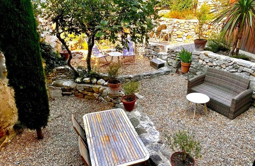 Sablet House | Chic, charming house in Provence.