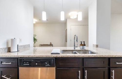 Macon Apartment | Chic Cherry St Stay | Walk to Downtown Eats
