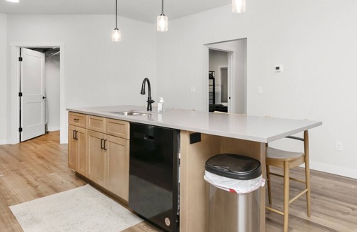 Dilworth Condo | Chic Condo in the Beautiful Rail District!