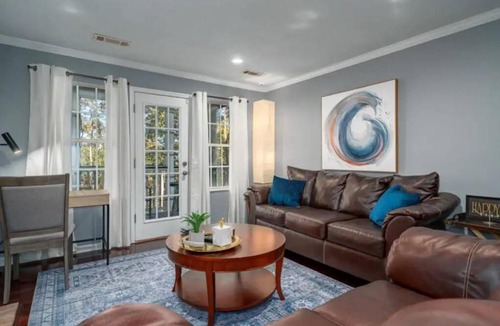 Meadowbrook Apartment | Chic Condo Retreat Private Bliss n Birmingham