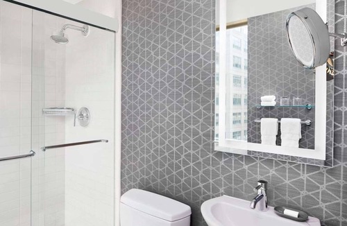 North Rosslyn Hotel | Chic D.C. Stay | Potomac Views. Steps to Metro