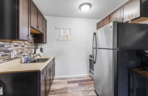 Melrose Apartment | Chic Downtown Studio - Convenient to Broadway!