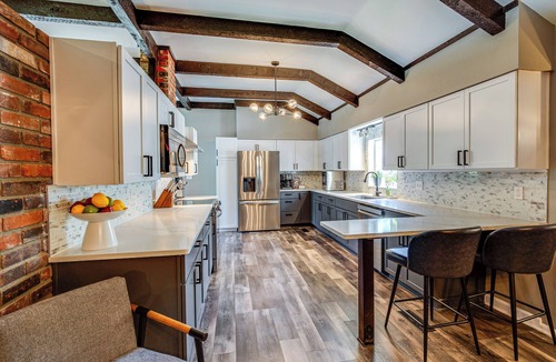 Riverside House | Chic Family-Friendly Home in Riverside: 7 Mi to KC