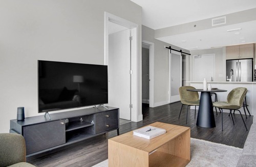 Five Points Apartment | Chic Five Points 1BR w/ W/D, Gym & Roof Lounge, near RiNo, by Blueground