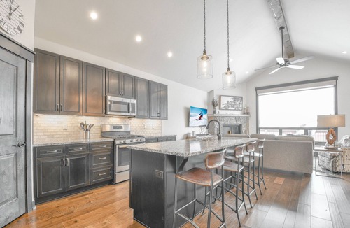 Keystone House | Chic Getaway | Private Hot Tub & Near Trails