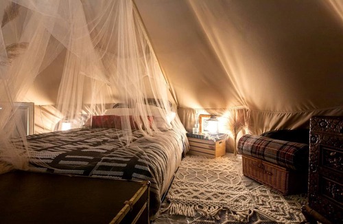 Woodridge Cabin | Chic Glamping Tent for Waterfront Camping, New York