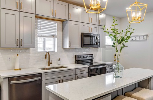 Downtown Indianapolis Cottage | Chic Indianapolis Home w/Patio < 2 Mi to Downtown