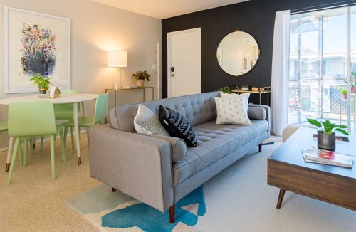 Fairvilla Condo | Chic Lakeside Midcentury Modern Retreat