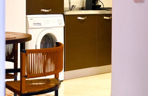 Hivernage Apartment | 🌴 Chic & Modern Apartment in the Heart of Hivernage – Pool & Premium Comfort