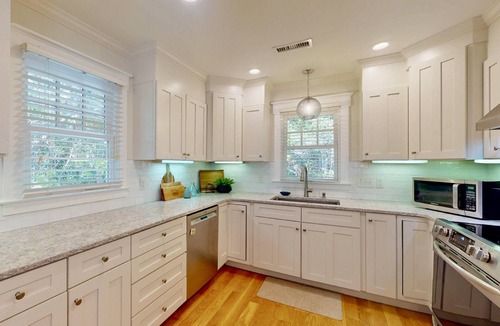 Bald Head Island House | Chic + Modern BHI Retreat, Both Clubs, 3 Golf Carts, 5 Porches w/Great Views