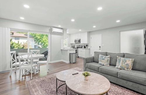 Altadena Apartment | Chic Modern Hideaway w/Patio Near LA Best Sights6