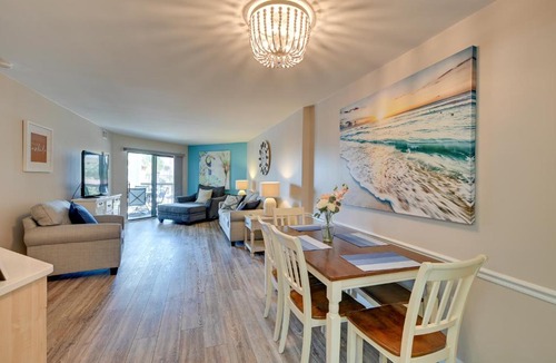 Myrtle Beach Apartment | Chic Myrtle Beach Condo Walk to the Beach!