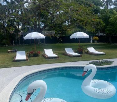 Cutler Bay House | Chic-ness Oasis