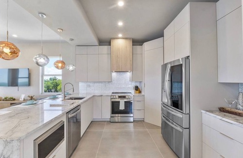 Paradise Point House | Chic Ocean Hideaway with Grill