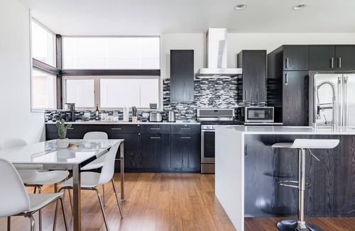 North Beacon Hill House | Chic Pet-Friendly Seattle Escape with City Skyline Views