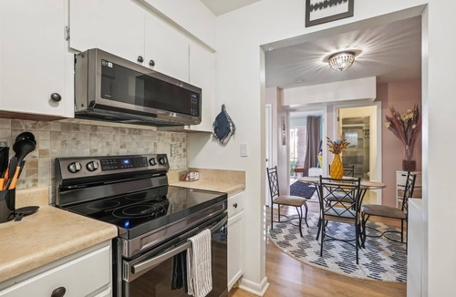 St. Augustine Condo | Chic Quarters; 15 min to Downtown!