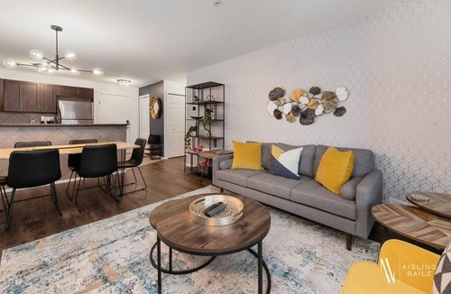 Invermere Apartment | Chic Retreat, Modern, Pool, Hot Tub, Gym