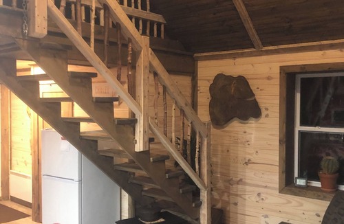 Peribonka Cabin | Chic, rustic log cabin near the farm in the heart of nature.