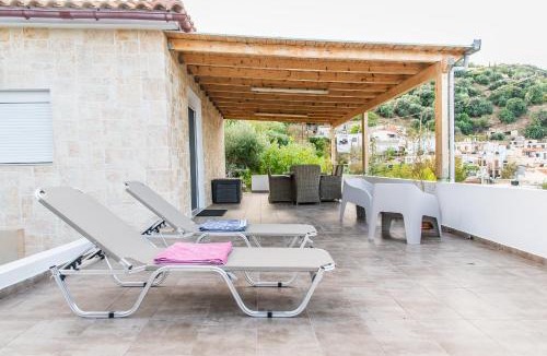 Rodhia Apartment | Chic & Spacious House in Rodia Heraklion