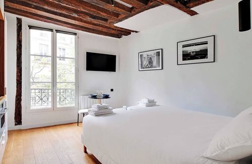 Saint-Gervais Apartment | Chic studio A/C - 2P - Le Marais