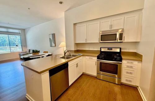 Tustin Apartment | Chic Studio Near Luxury Irvine Community