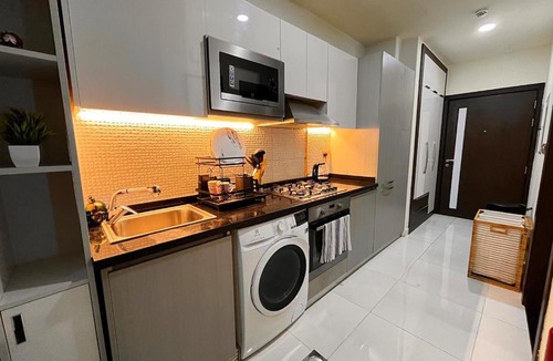 Al Barsha Apartment | Chic Studio near Miracle Garden & GlobalVillage