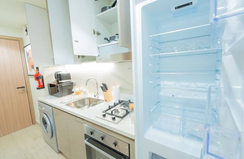 Nad Al Sheba Apartment | Chic Studio Oasis in Dubai