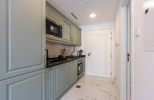Al Barsha Apartment | Chic Studio w/Pool & Jacuzzi | Arjan Dubai