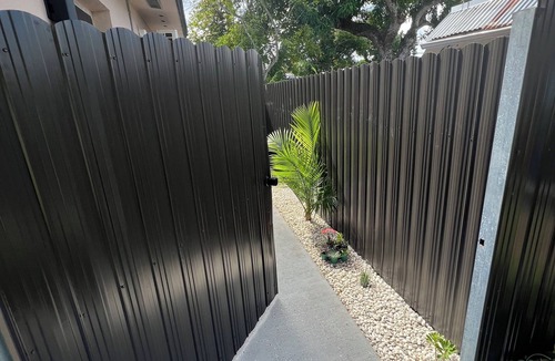 Miami Gardens Apartment | Chic studio with WiFi and AC in vibrant Miami