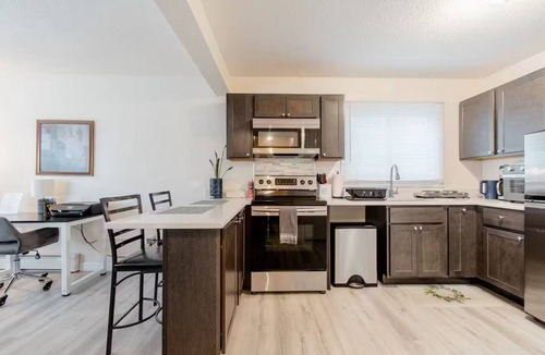 New Britain Apartment | Chic Suite with Recliner - Webster Hill Suite 1W