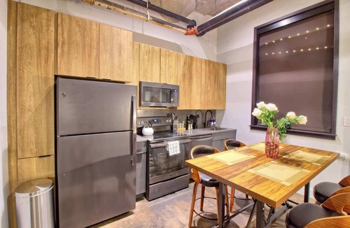 Midtown Apartment | Chic Ultramodern Loft Suite w/Designer Features