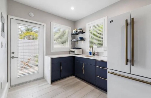 Palm Beach Gardens Apartment | Chic Upscale Tiny House with WiFi and AC Best Location in Palm Beach Gardens
