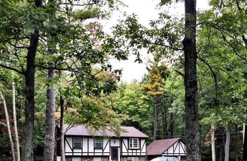 Saugerties Cottage | Chic, Very Private, Three Bedroom Cottage - Serene Peaceful, And Minutes To Ski