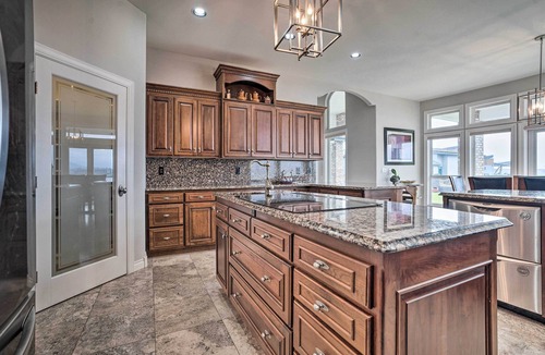 Pasco House | Chic Washington Wine Country Vacation Rental!